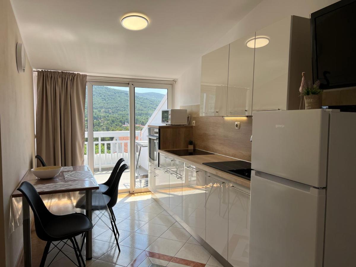 Apartments Ana สตารีกราด ภายนอก รูปภาพ