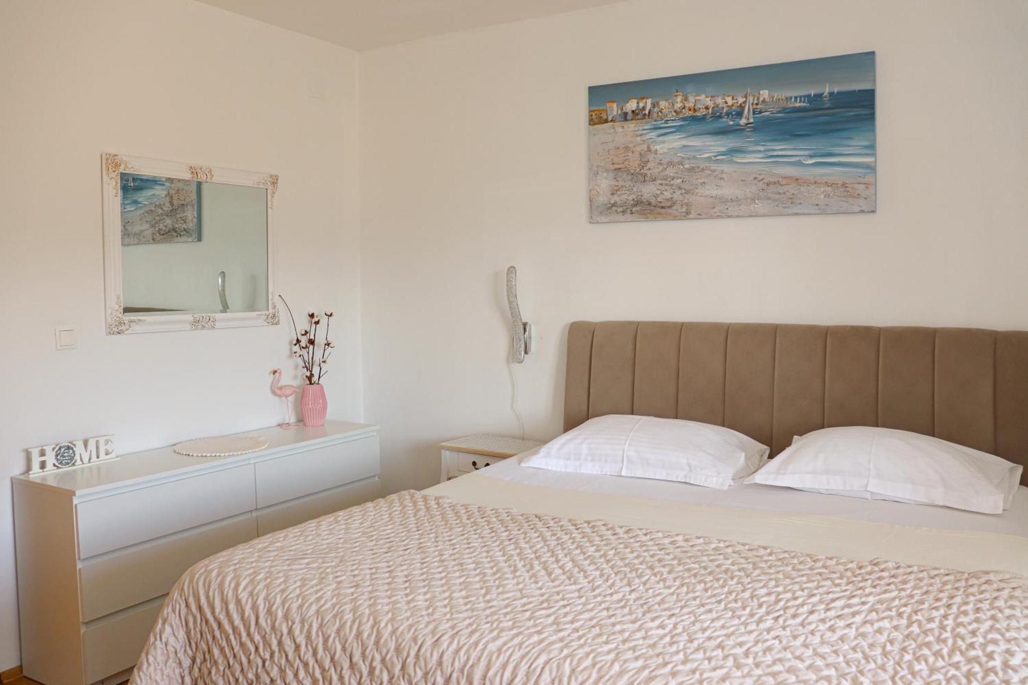 Apartments Ana สตารีกราด ภายนอก รูปภาพ