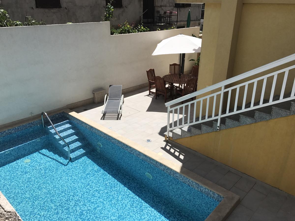 Apartments Ana สตารีกราด ภายนอก รูปภาพ